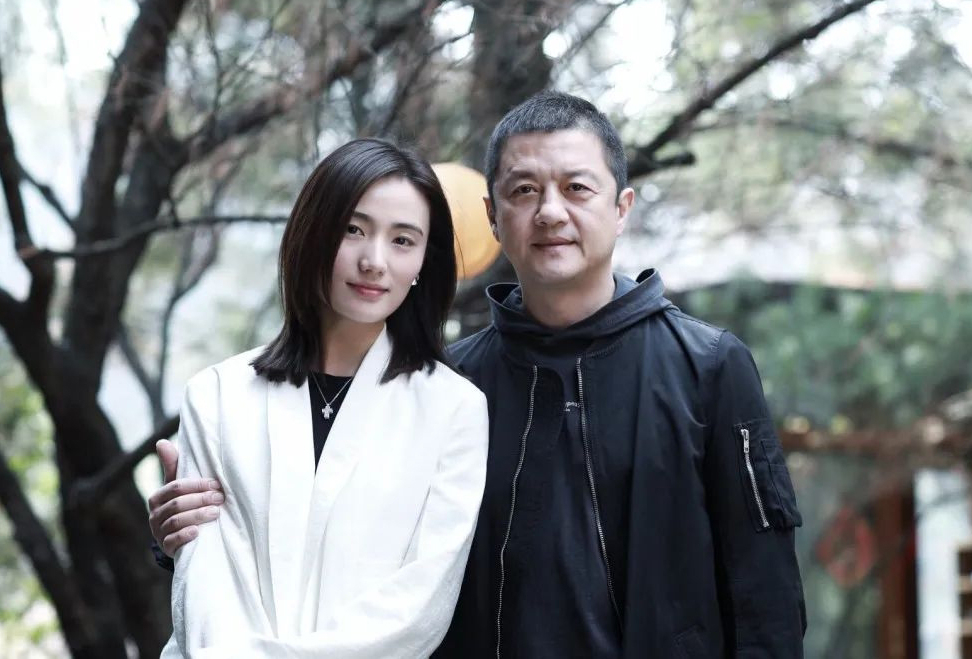 Vợ chồng tài tử Lý Á Bằng. Ảnh: Sohu