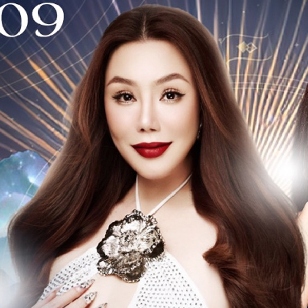 Cách đây nhiều năm, người đẹp sinh năm 1980 từng thừa nhận mình chỉnh sửa mũi vì đây là đặc điểm ngoại hình khiến cô bận tâm. Còn lại, Hồ Quỳnh Hương khẳng định mình không can thiệp dao kéo phần nào trên gương mặt.