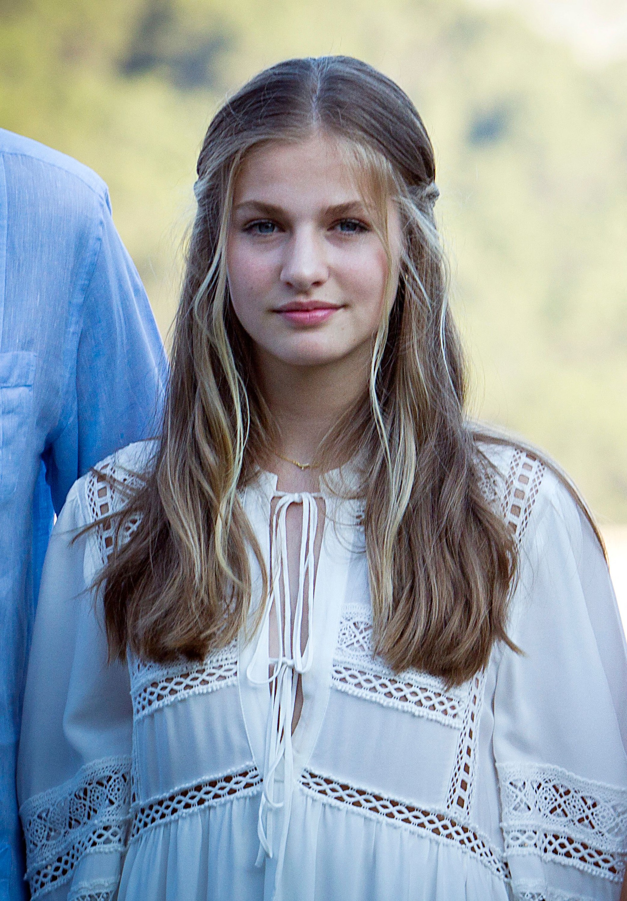 Nhan sắc đẹp như tranh của 3 nữ vương tương lai sinh sau năm 2000, ai mới là biểu tượng sắc đẹp hoàng gia? - 4