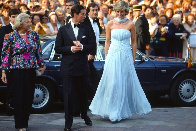 Vua Charles III và Công nương Diana ở Liên hoan phim Cannes 1987. Ảnh: Vogue
