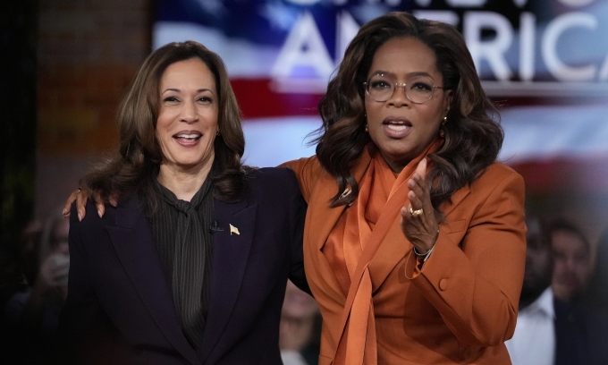 Ông Trump muốn điều tra những người nổi tiếng ủng hộ bà Harris