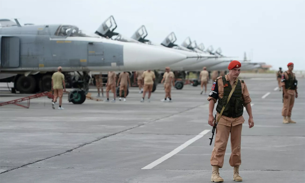 Quân nhân Nga tại căn cứ Hmeymim ở Syria. Ảnh: RIA Novosti