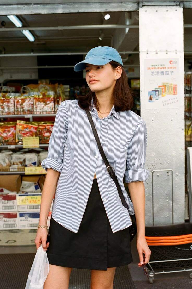 Cotton là một chất liệu được ưu tiên hàng đầu khi vào hè nhờ khả năng giúp không khí lưu thông dễ dàng