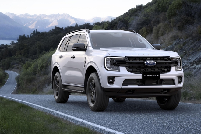Ford Everest có bản đặc biệt mới: Gần giống bản vừa ra mắt Việt Nam nhưng nhiều ‘đồ chơi’ hơn, sản xuất giới hạn- Ảnh 6.