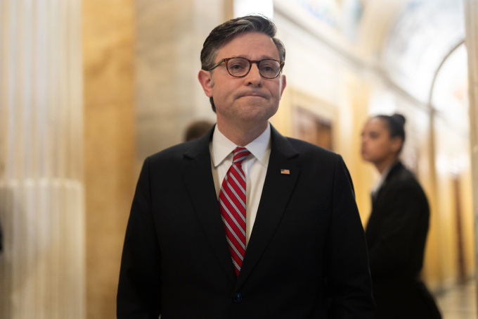 Chủ tịch Hạ viện Mỹ Mike Johnson phát biểu tại Washington ngày 20/5. Ảnh: Reuters
