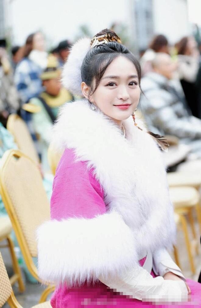 Nữ diễn viên thành công khi vào vai A Tử trong Thiên Long Bát Bộ phiên bản 2021.