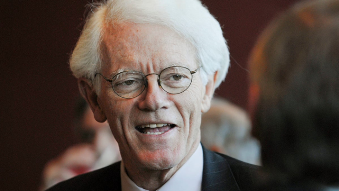 Peter Lynch là tác giả hai cuốn sách nổi tiếng Trên đỉnh Phố Wall và Đánh bại Phố Wall. Ảnh: Dailyinvestor