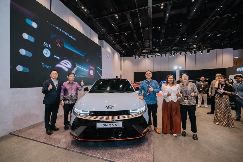 Hyundai Ioniq 5 mới mở bán ở ĐNÁ: 650 mã lực, tăng tốc chỉ trong 3,4 giây, về Việt Nam dễ được dân chơi săn đón- Ảnh 1.