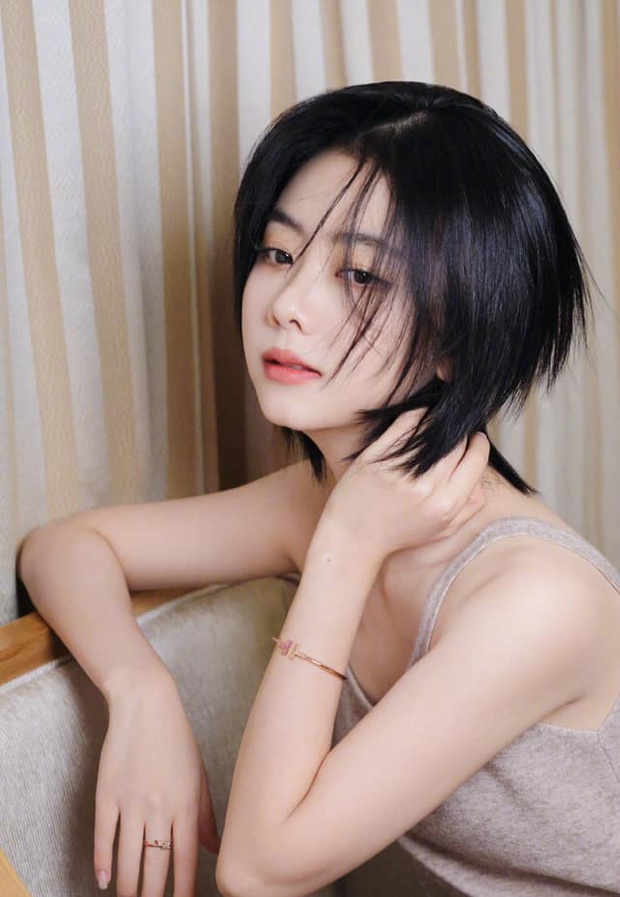 Mỹ nhân 35 tuổi trẻ như gái 18 chỉ nhờ một món đồ của em bé, áp dụng 3 bí quyết giúp amp;#34;hack tuổiamp;#34; ngoạn mục - 5