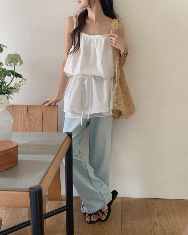 Hè 2026 nhất định phải sắm 1 trong 5 kiểu giày dép này: Outfit thăng hạng sang xịn lại êm chân hẳn - 5