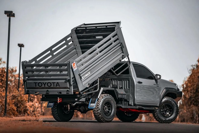 Toyota Hilux 'lột xác' thành xe ben mà không cần cắt xẻ: Chở tới 5 tấn, có cả cần cẩu tự bốc hàng- Ảnh 25.