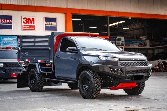 Toyota Hilux 'lột xác' thành xe ben mà không cần cắt xẻ: Chở tới 5 tấn, có cả cần cẩu tự bốc hàng- Ảnh 32.
