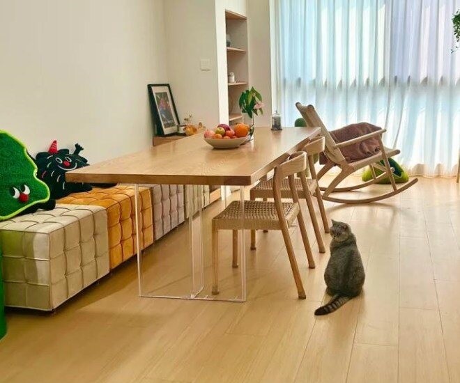 Tại sao ngày càng nhiều người đặt bàn ăn trong phòng khách? Người từng trải nói thử rồi sẽ thấy “đã” đến mức nào! - 1