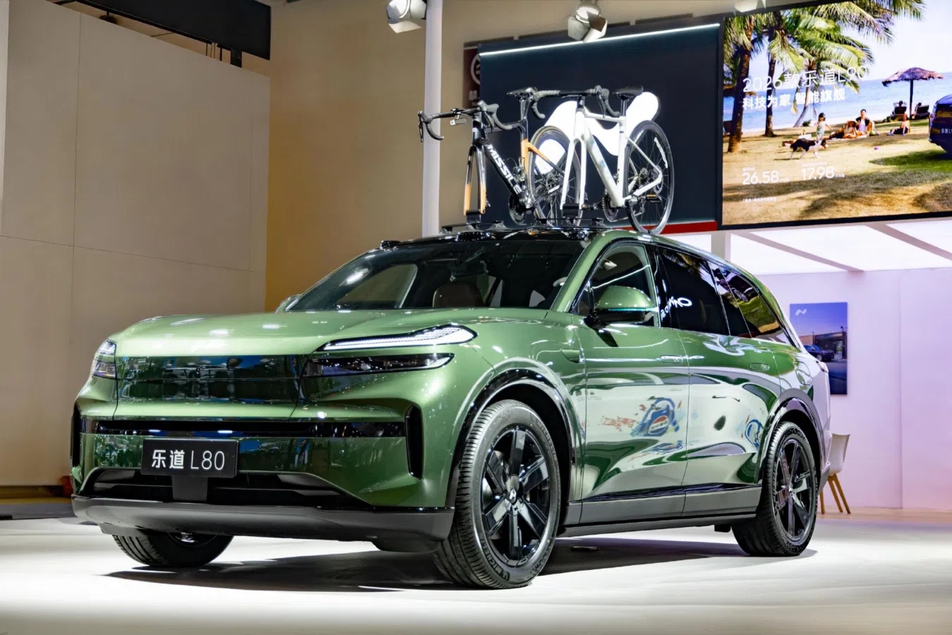 Hàng loạt SUV 'khủng' trên 5m đổ bộ, to hơn Land Cruiser, rẻ ngang Toyota Vios- Ảnh 1.