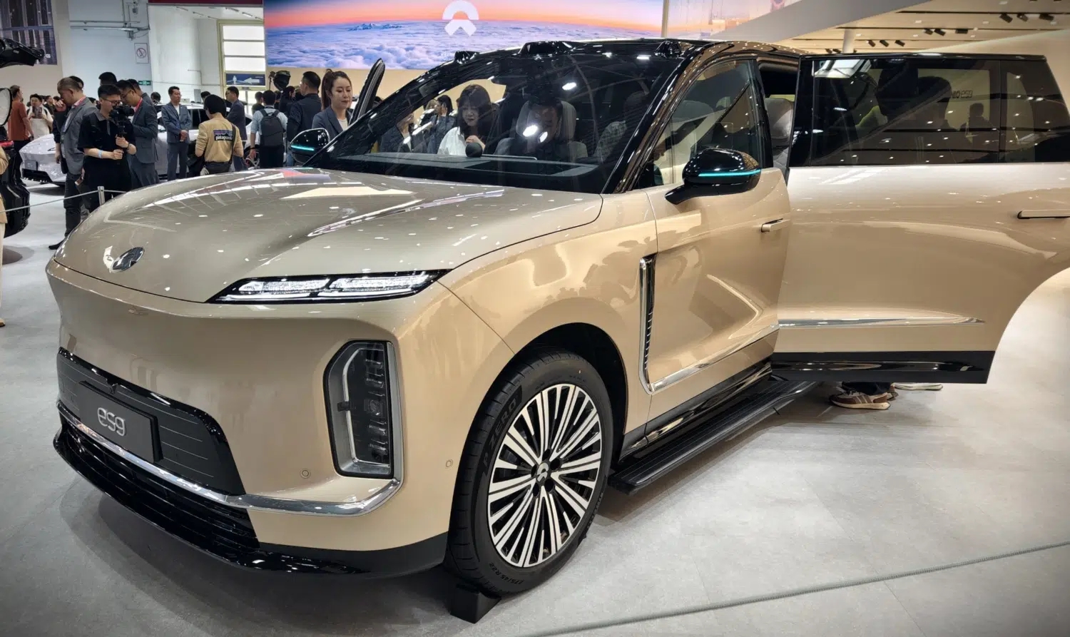 Hàng loạt SUV 'khủng' trên 5m đổ bộ, to hơn Land Cruiser, rẻ ngang Toyota Vios- Ảnh 5.