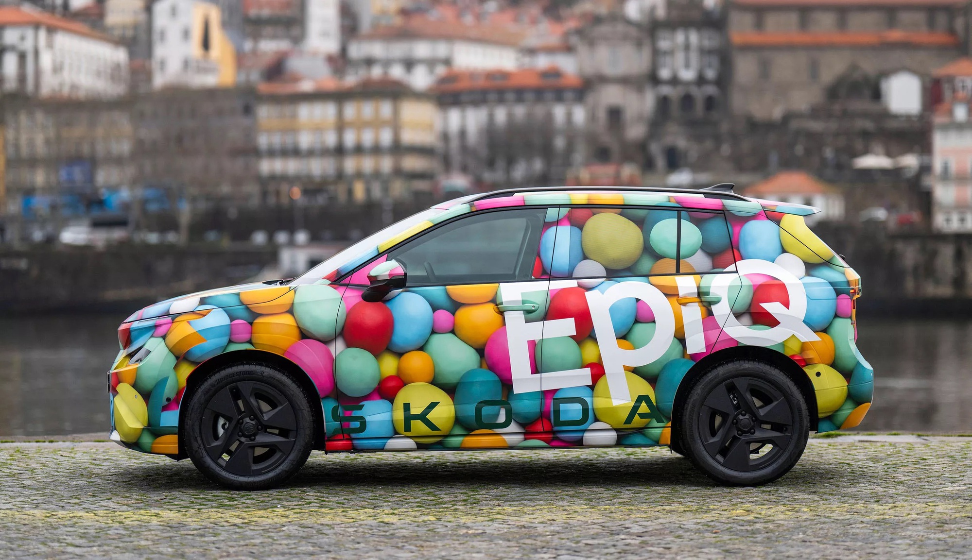 Skoda Epiq - SUV điện rẻ nhất của hãng lần đầu có ảnh nội thất: Thiết kế xịn với 2 màn hình, đèn trang trí, cốp rộng, về Việt Nam thì dễ ‘hot’- Ảnh 6.