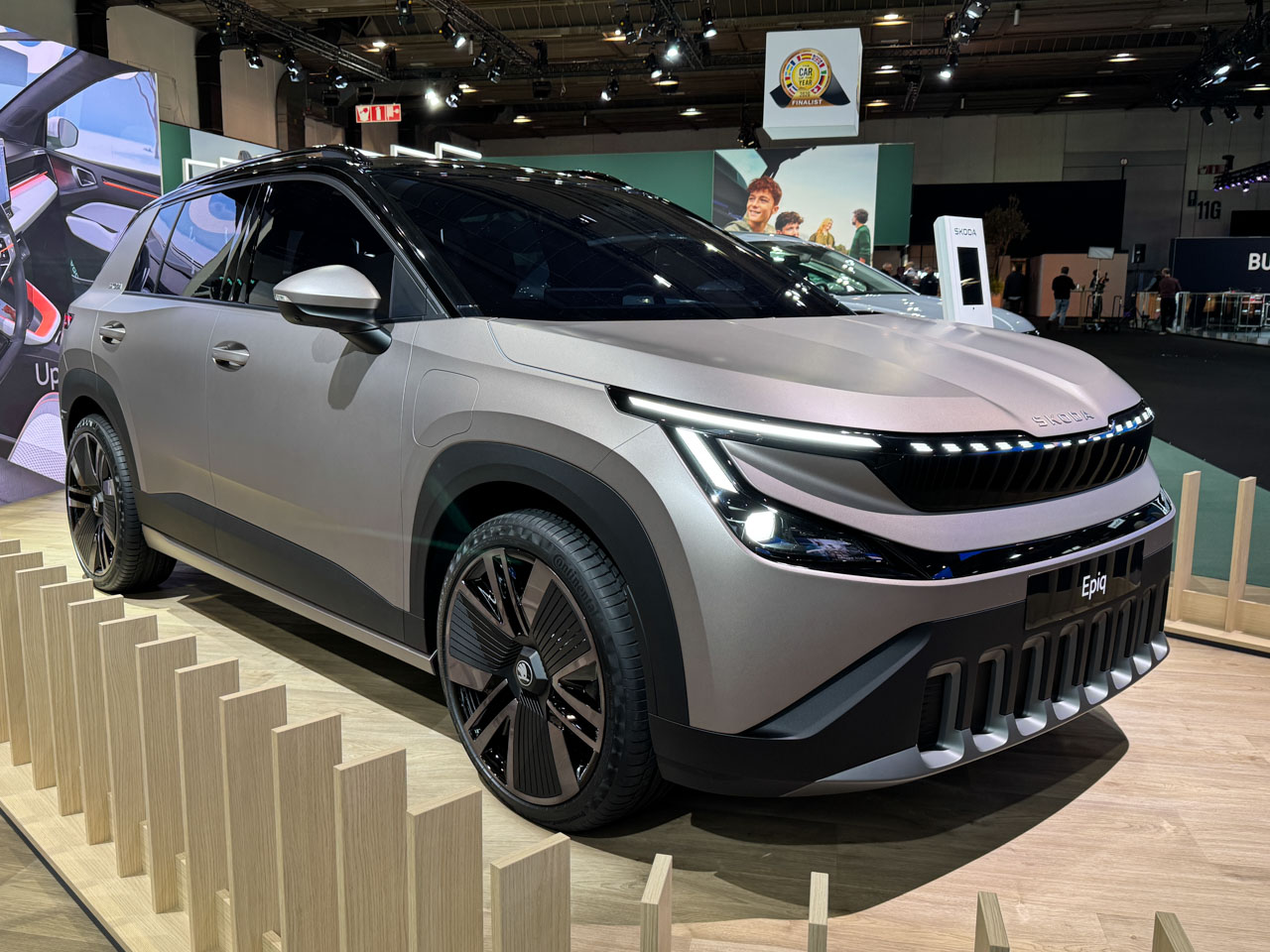 Skoda Epiq - SUV điện rẻ nhất của hãng lần đầu có ảnh nội thất: Thiết kế xịn với 2 màn hình, đèn trang trí, cốp rộng, về Việt Nam thì dễ ‘hot’- Ảnh 8.