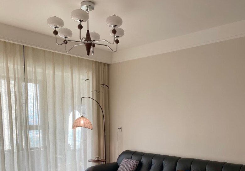 Tại sao ngày càng nhiều gia đình bỏ trần thạch cao? 3 thiết kế mới này vừa đẹp vừa thực tế hơn nhiều - 7