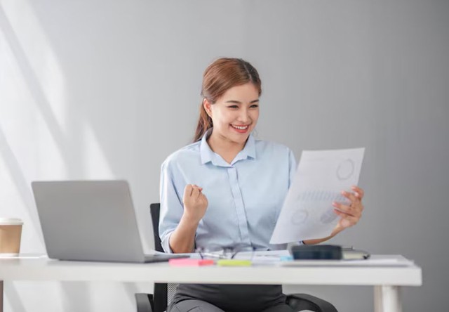 Thời điểm cuối năm 2026 mở ra nhiều cơ hội kiếm tiền cho Bọ Cạp, đặc biệt trong lĩnh vực đầu tư, tài chính hoặc các công việc tay trái. Ảnh minh họa