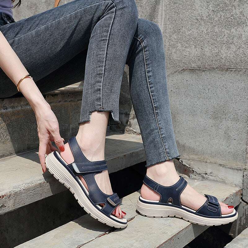 Từ công sở đến du lịch, 7 kiểu dép sandals này đang là lựa chọn được chị em diện nhiều nhất Hè 2026 - 14