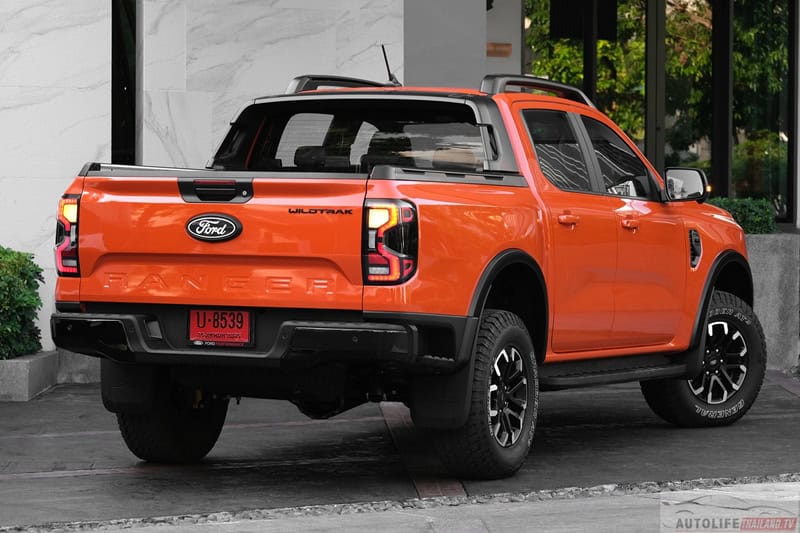 Ford Ranger Wildtrak X 2026 giá quy đổi gần 1,2 tỷ đồng ở gần Việt Nam: Máy 3.0L V6, có AWD, phuộc hàng hiệu, lốp ‘béo’ như Raptor- Ảnh 2.