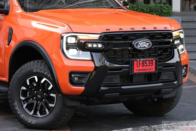 Ford Ranger Wildtrak X 2026 giá quy đổi gần 1,2 tỷ đồng ở gần Việt Nam: Máy 3.0L V6, có AWD, phuộc hàng hiệu, lốp ‘béo’ như Raptor- Ảnh 3.