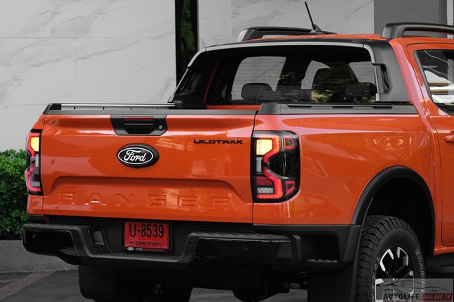 Ford Ranger Wildtrak X 2026 giá quy đổi gần 1,2 tỷ đồng ở gần Việt Nam: Máy 3.0L V6, có AWD, phuộc hàng hiệu, lốp ‘béo’ như Raptor- Ảnh 7.