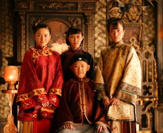 Hầu Tường tham gia rất nhiều phim nhưng chủ yếu chỉ là vai cậu bé con.