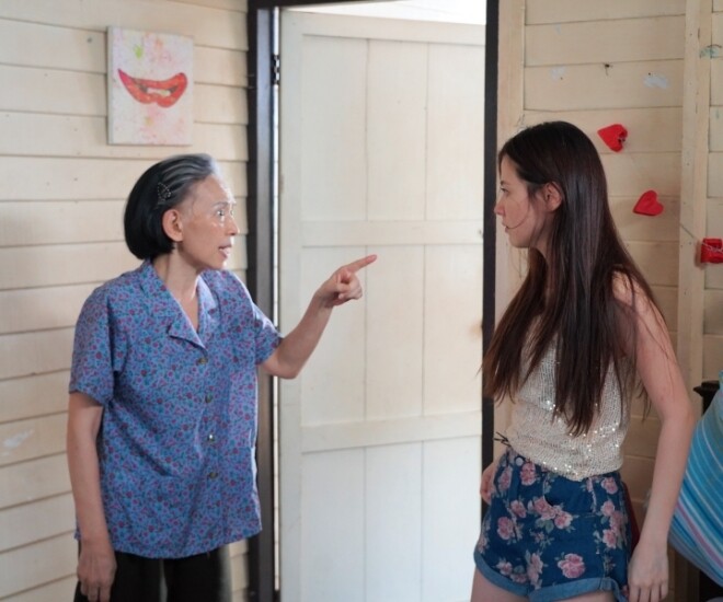 Mẹ chồng bắt đầu soi mói mọi thứ tôi làm. (Ảnh minh họa)