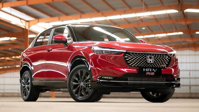 Honda HR-V 2022 lần đầu lộ diện trần trụi trên đường phố Việt Nam: Là bản RS, giá dự kiến gần 900 triệu đồng đắt đỏ nhất phân khúc - Ảnh 4.