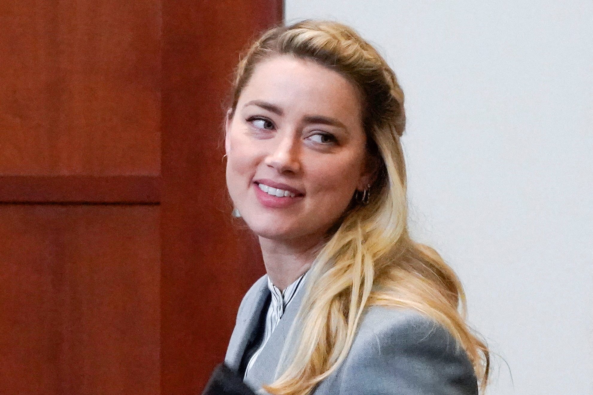 Amber Heard tại phiên xử hôm 31/5. Ảnh: Reuters