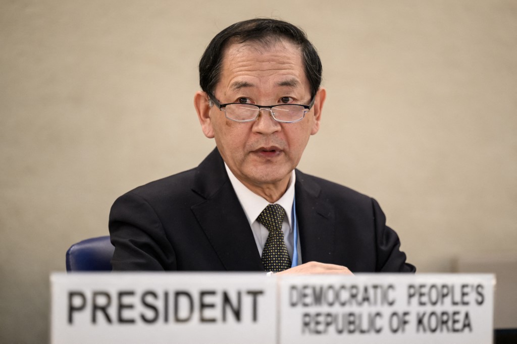 Đại sứ Triều Tiên Han tae-song tại Hội nghị giải trừ quân bị Liên Hợp Quốc ở Geneva hôm 2/6. Ảnh: AFP