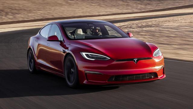 Điều mà Tesla, BMW, Mercedes, Bentley không nói ra: Bán xe chưa hoàn thiện - Ảnh 8.