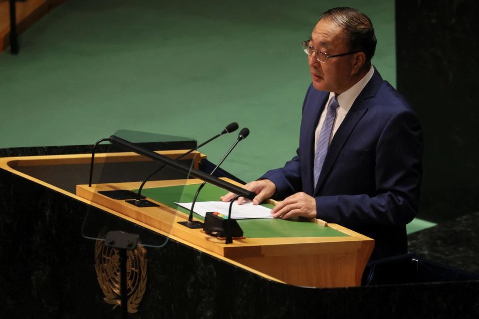 Đại sứ Trương Quân trong phiên họp tại Liên Hợp Quốc hôm 8/6. Ảnh: Reuters