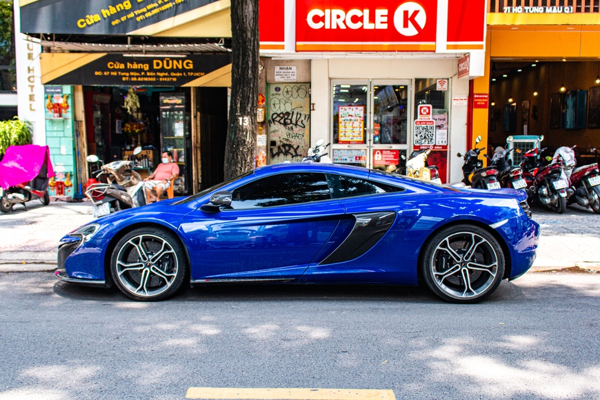 McLaren 650S Coupe thứ 2 về Việt Nam: Đã bị khai tử nhưng vẫn được chuộng, màu dễ nhầm với chiếc 650S Spider nổi tiếng tại TP.HCM - Ảnh 4.