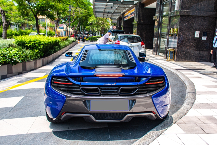 McLaren 650S Coupe thứ 2 về Việt Nam: Đã bị khai tử nhưng vẫn được chuộng, màu dễ nhầm với chiếc 650S Spider nổi tiếng tại TP.HCM - Ảnh 7.