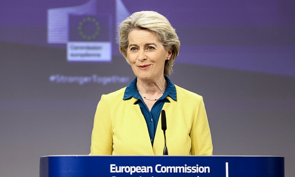 Chủ tịch Ủy ban châu Âu (EC) Ursula von der Leyen trong cuộc họp báo  tại Brussels, Bỉ ngày 17/6. Ảnh: AFP.