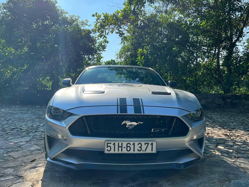 Bộ đôi cơ bắp Mỹ Ford Mustang hàng độc tại Việt Nam gia nhập bộ sưu tập nghìn tỷ, chung nhà với Bugatti Veyron - Ảnh 5.