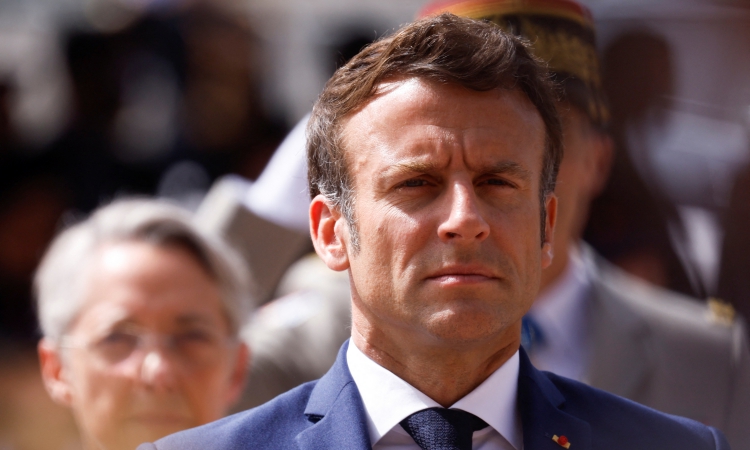 Tổng thống Pháp Emmanuel Macron tại sự kiện gần Paris hôm 18/6. Ảnh: AFP.