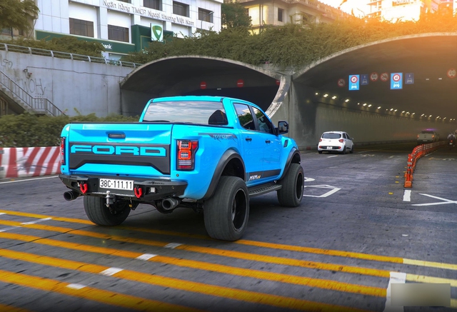 Dân chơi TP.HCM độ 3 chiếc Ford Ranger như F-150: Chi phí hàng tỷ đồng, phải tăng công suất mới đủ đi - Ảnh 5.