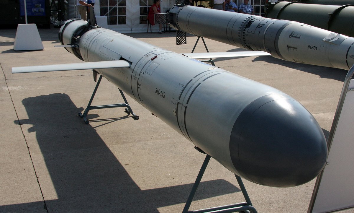 Mô hình tên lửa 3M14E trưng bày tại triển lãm quốc phòng của Nga năm 2020. Ảnh: Vitaly Kuzmin.