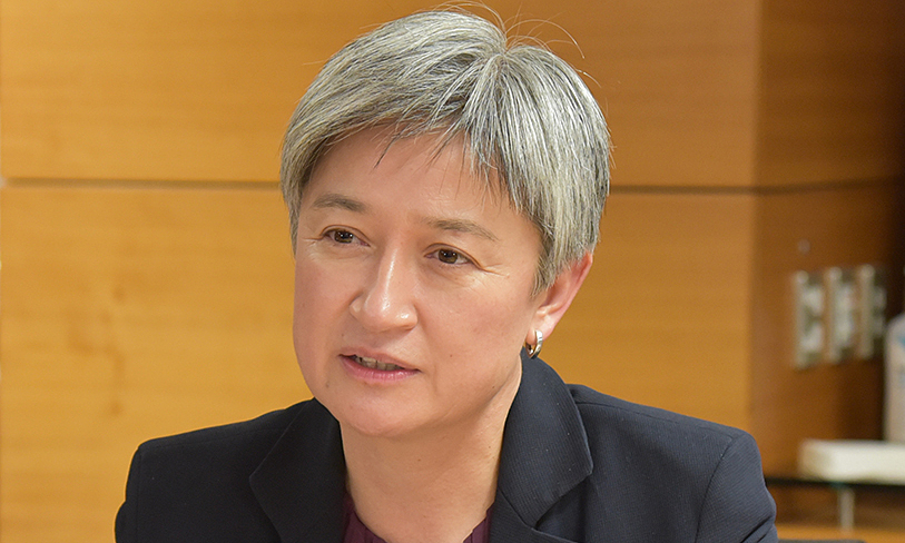 Ngoại trưởng Australia Penny Wong trong cuộc hội đàm ở Wellington, New Zealand ngày 16/6. Ảnh: Reuters.