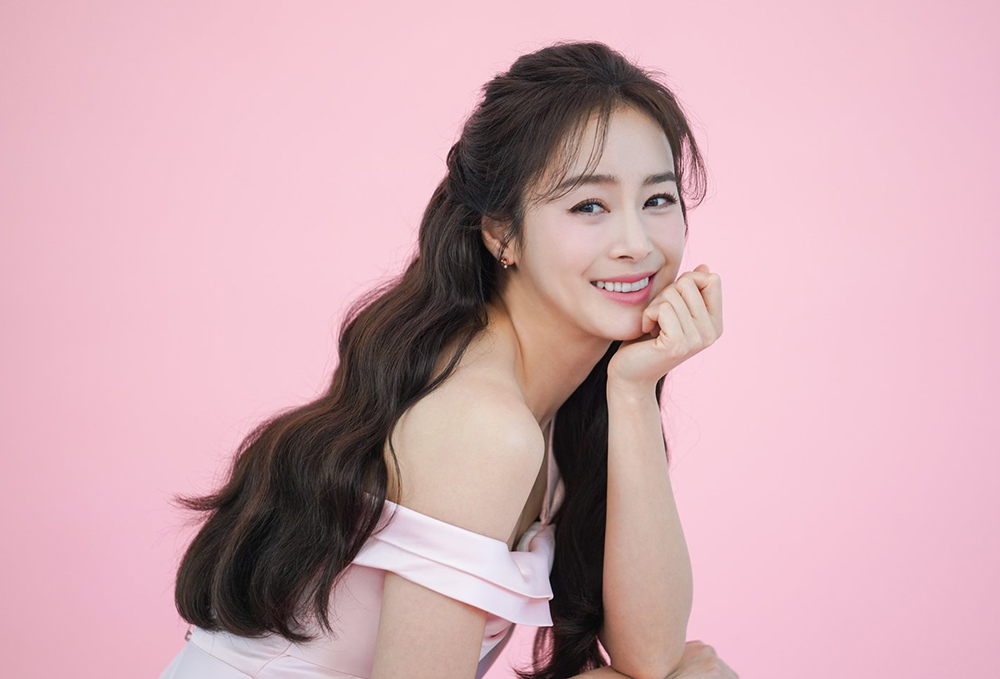 Dung nhan Kim Tae Hee tuổi 42 - 3
