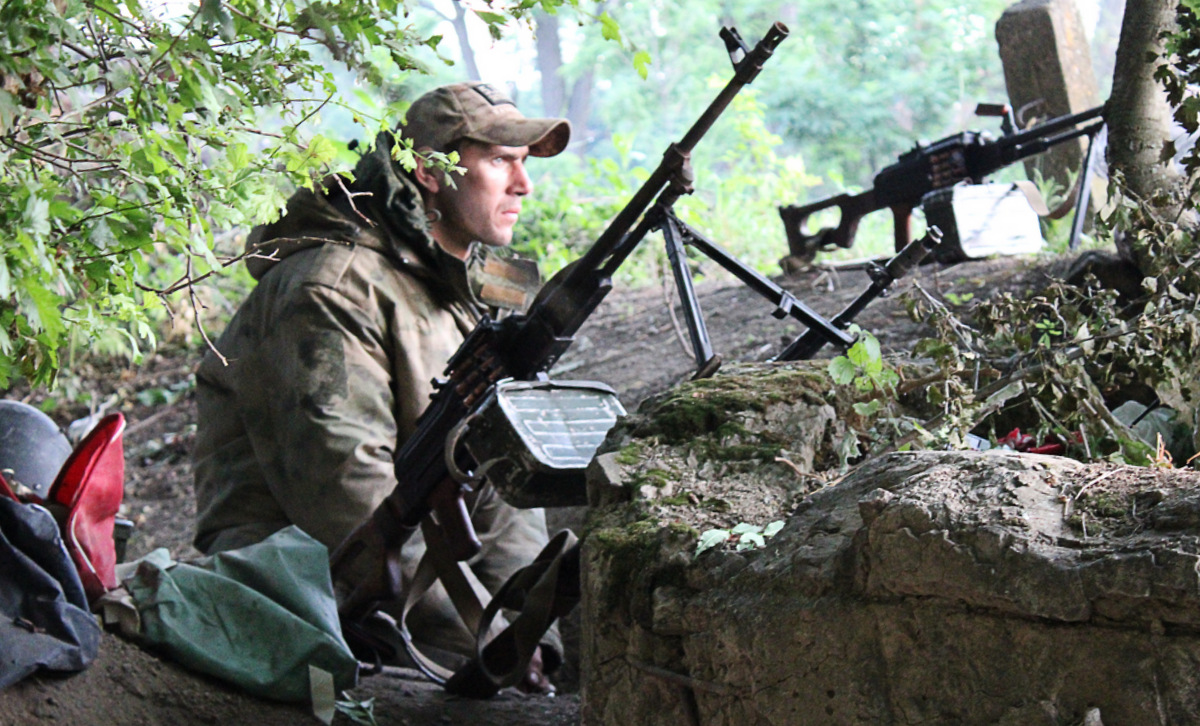 Quân nhân Chechnya triển khai ở tiền tuyến tại Lysychansk, miền đông Ukraine, hôm 21/6. Ảnh: AFP.