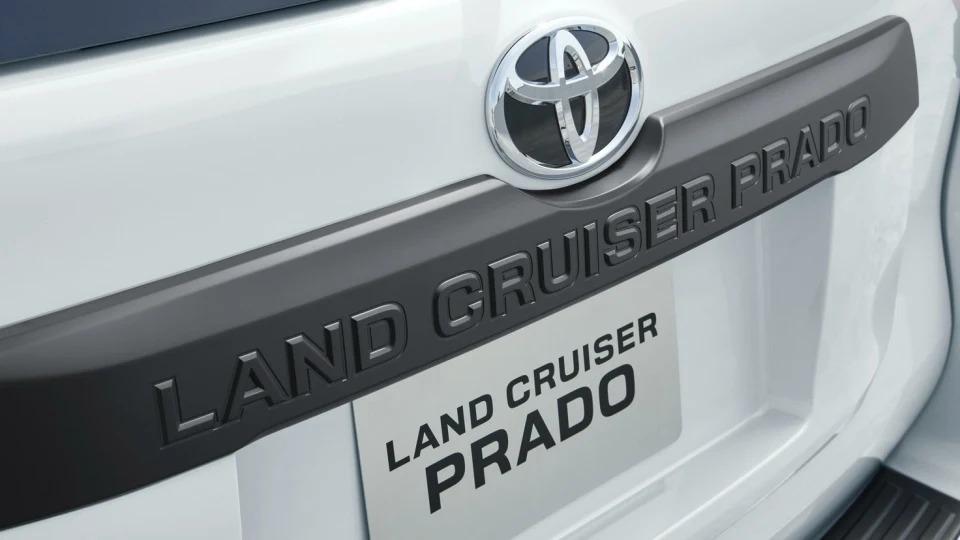 Toyota Land Cruiser Prado đời mới đổi lịch, ra mắt cuối năm nay - Ảnh 1.