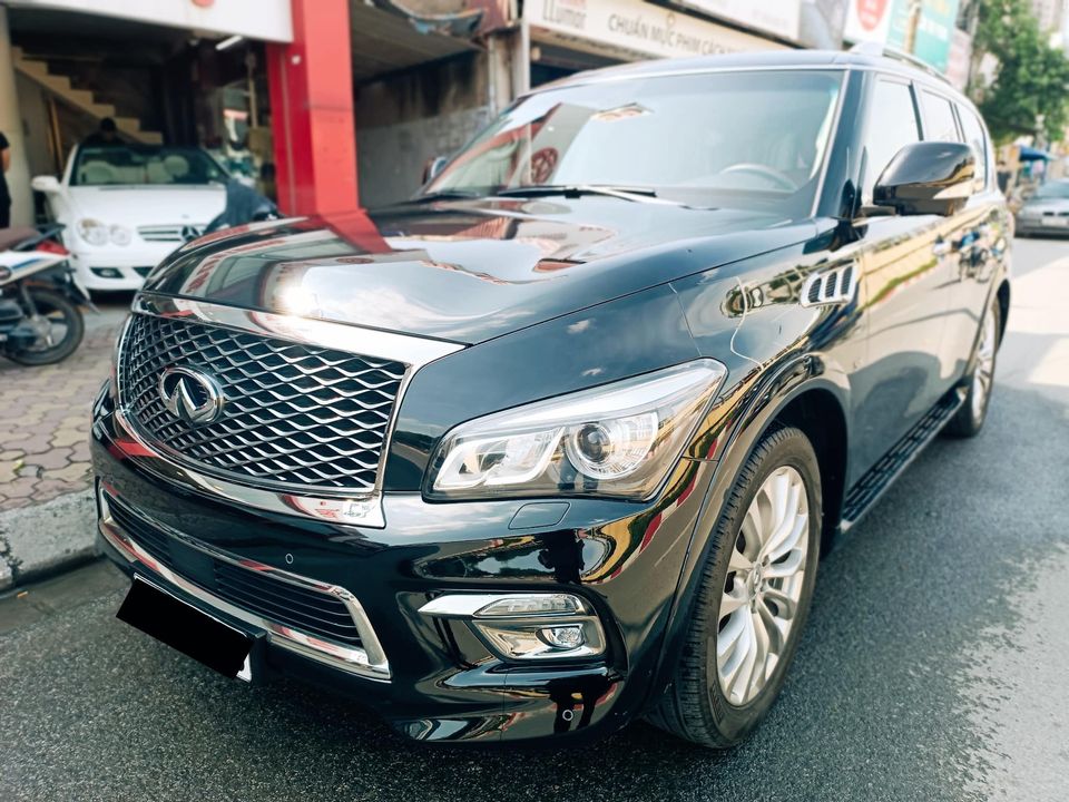 ‘Hàng hiếm’ Infiniti QX80 sau 8 năm vẫn đắt ngang Mercedes-Benz GLC 'đập hộp' - Ảnh 1.