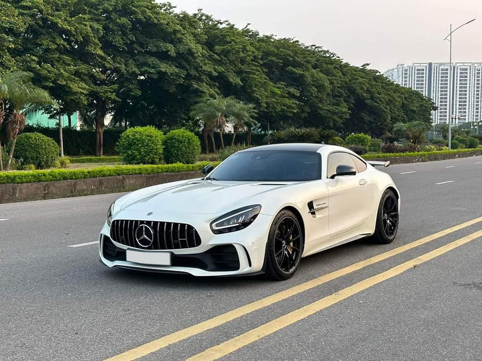 Bán Mercedes-AMG GT R hàng hiếm mới đi 1.400km, người bán chia sẻ: ‘Tiết kiệm gần 3 tỷ’ - Ảnh 6.