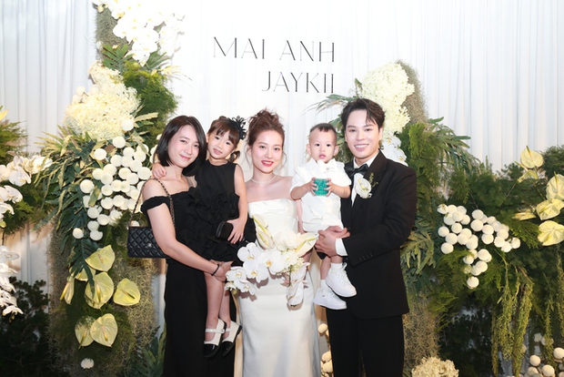 JayKii - Mai Anh cùng con trai lộ diện ở tiệc cưới, dàn sao Việt đổ bộ chúc mừng - Ảnh 9.