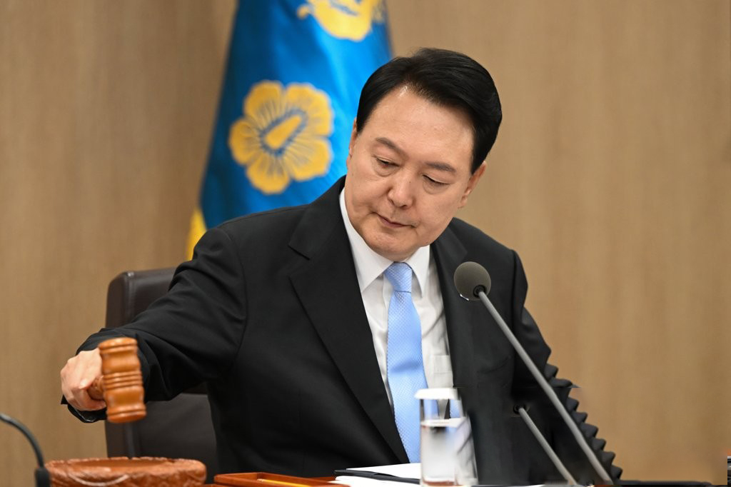 Tổng thống Hàn Quốc Yoon Seok-yeon khai mạc cuộc họp nội các tại văn phòng tổng thống ở Seoul ngày 13/6. Ảnh: Yonhap