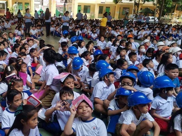 Động đất mạnh 6,3 độ làm rung chuyển thủ đô Philippines, giao thông gián đoạn - Ảnh 1.